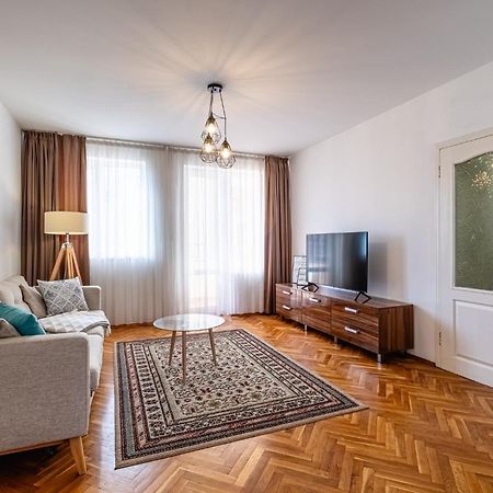 Seaside Serenity Charming Apartment By Sea Garden Varna Luaran gambar